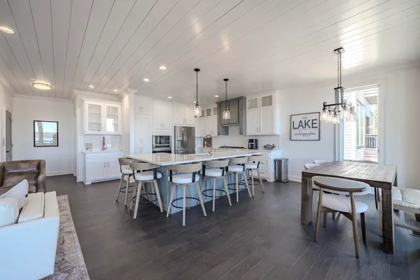 $525,000 | 357 High Pointe Drive, Savannah, TN 38372