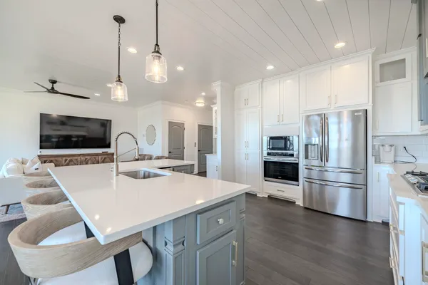 $525,000 | 357 High Pointe Drive, Savannah, TN 38372