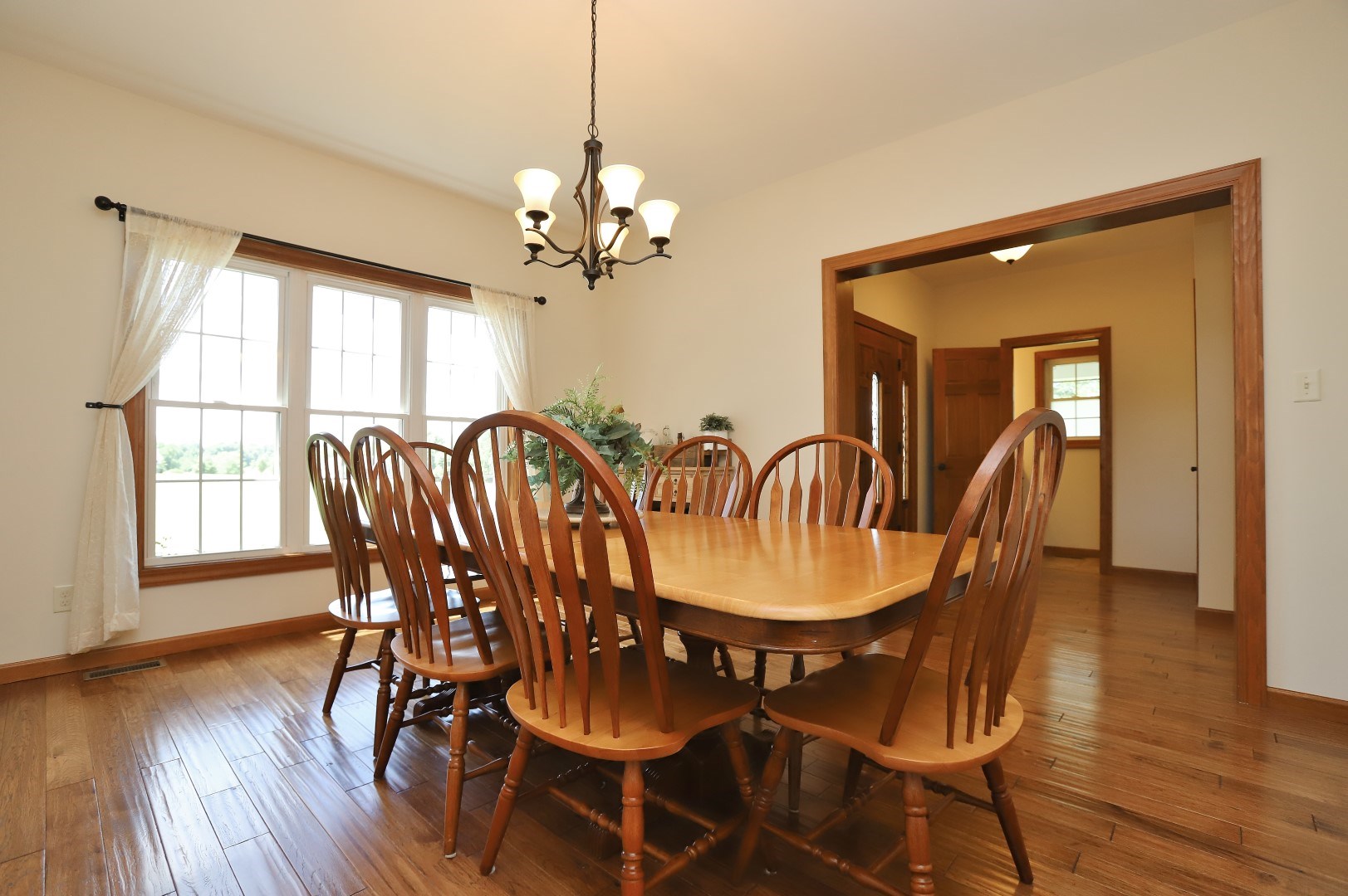 138 Red Barn Road Boonville, IN 47601 - Photo 5 of 36 Gallery Image 5