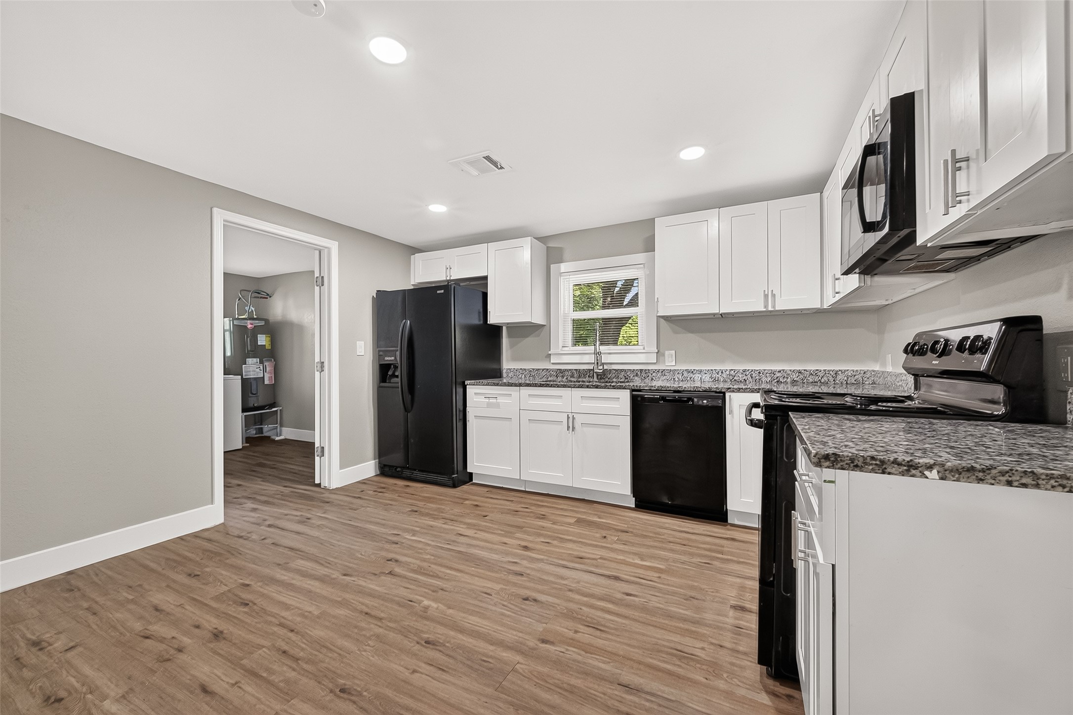 1213 Allen Street Rosenberg, TX 77471 - Photo 13 of 34 Gallery Image 13
