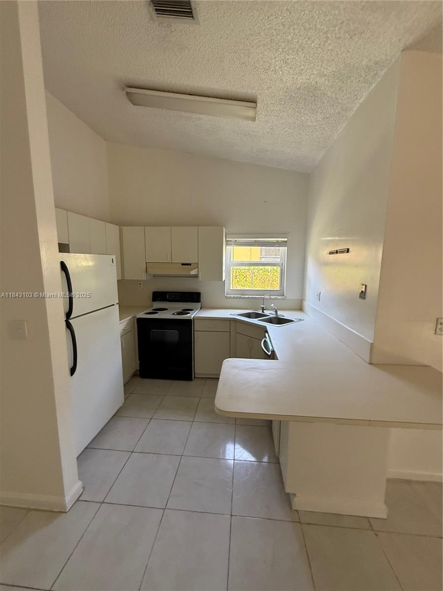 3794 Florida Avenue, Unit 3794 Miami, FL 33133 - Photo 4 of 17