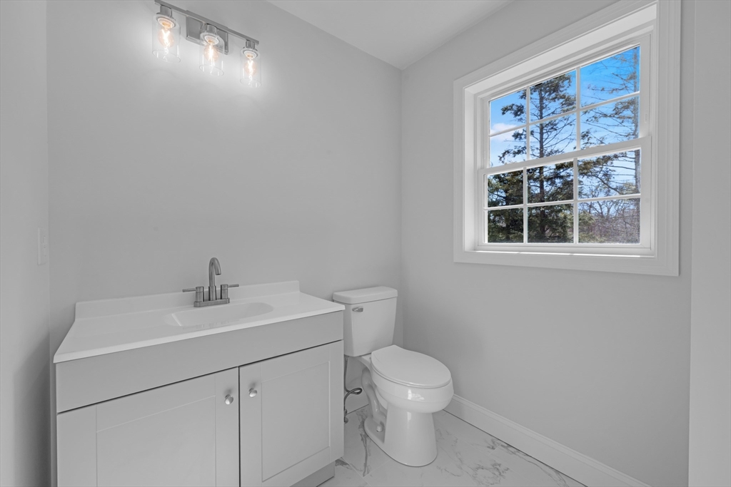 63 North Street, Unit B Worcester, MA 01605 - Photo 19 of 34