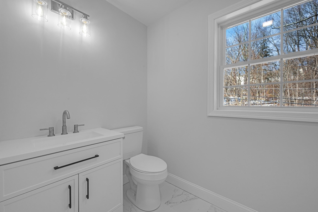 63 North Street, Unit B Worcester, MA 01605 - Photo 27 of 34