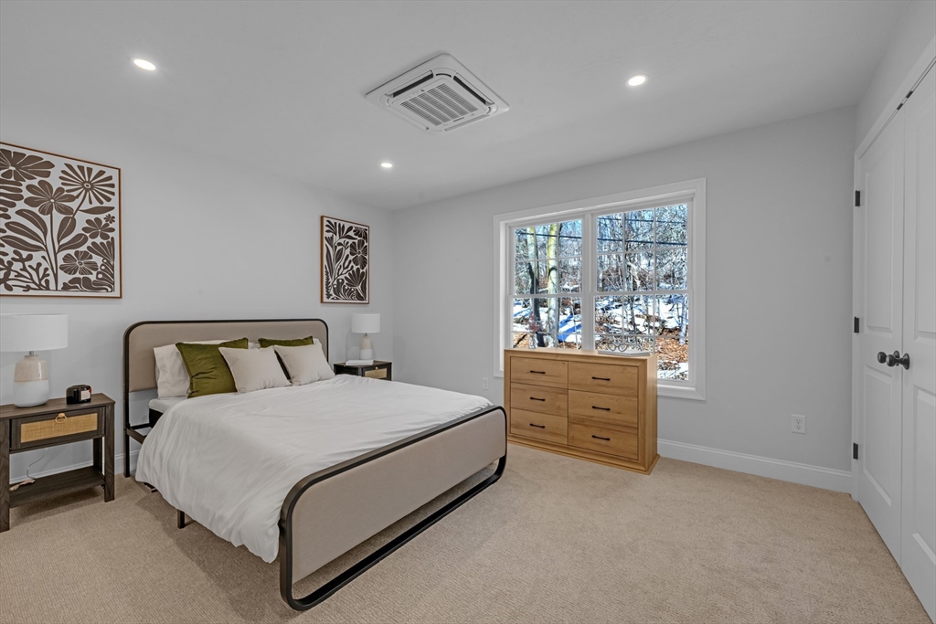 63 North Street, Unit B Worcester, MA 01605 - Photo 10 of 34