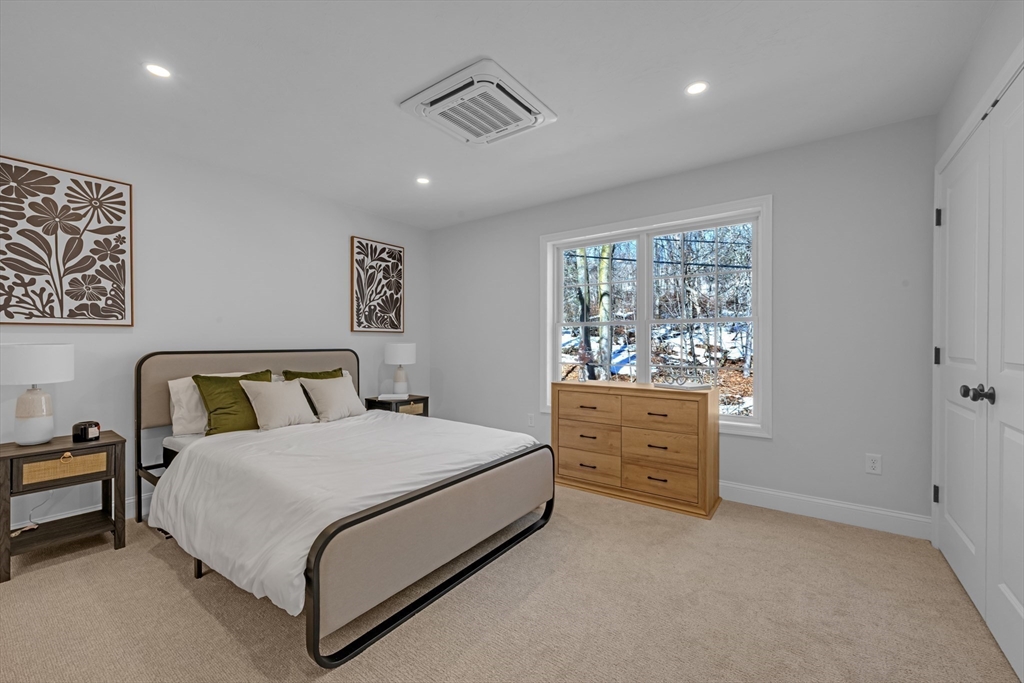 63 North Street, Unit B Worcester, MA 01605 - Photo 10 of 34