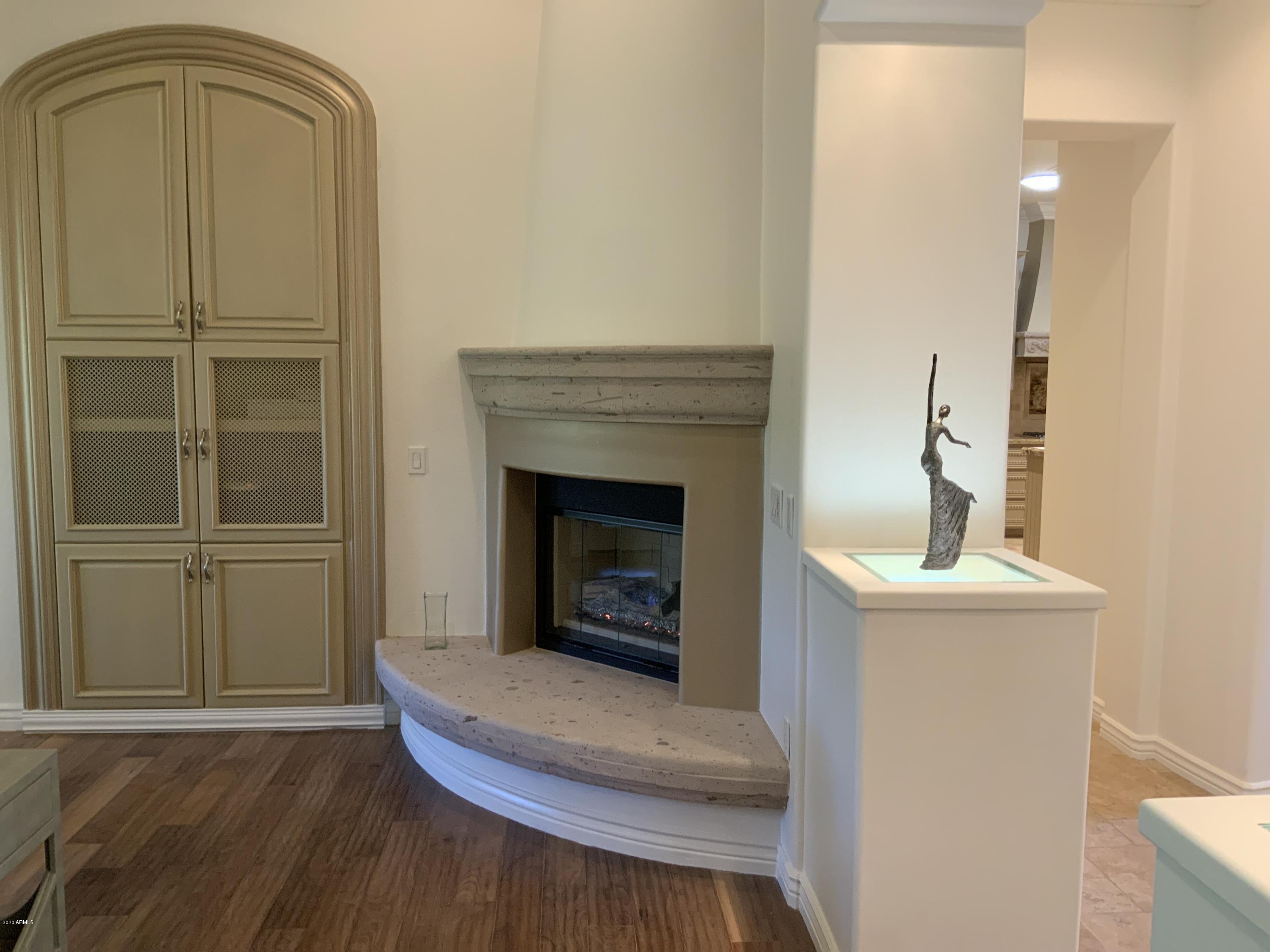 8932 East Mountain Spring Road Scottsdale, AZ 85255 - Photo 20 of 78 GAS FIREPLACE