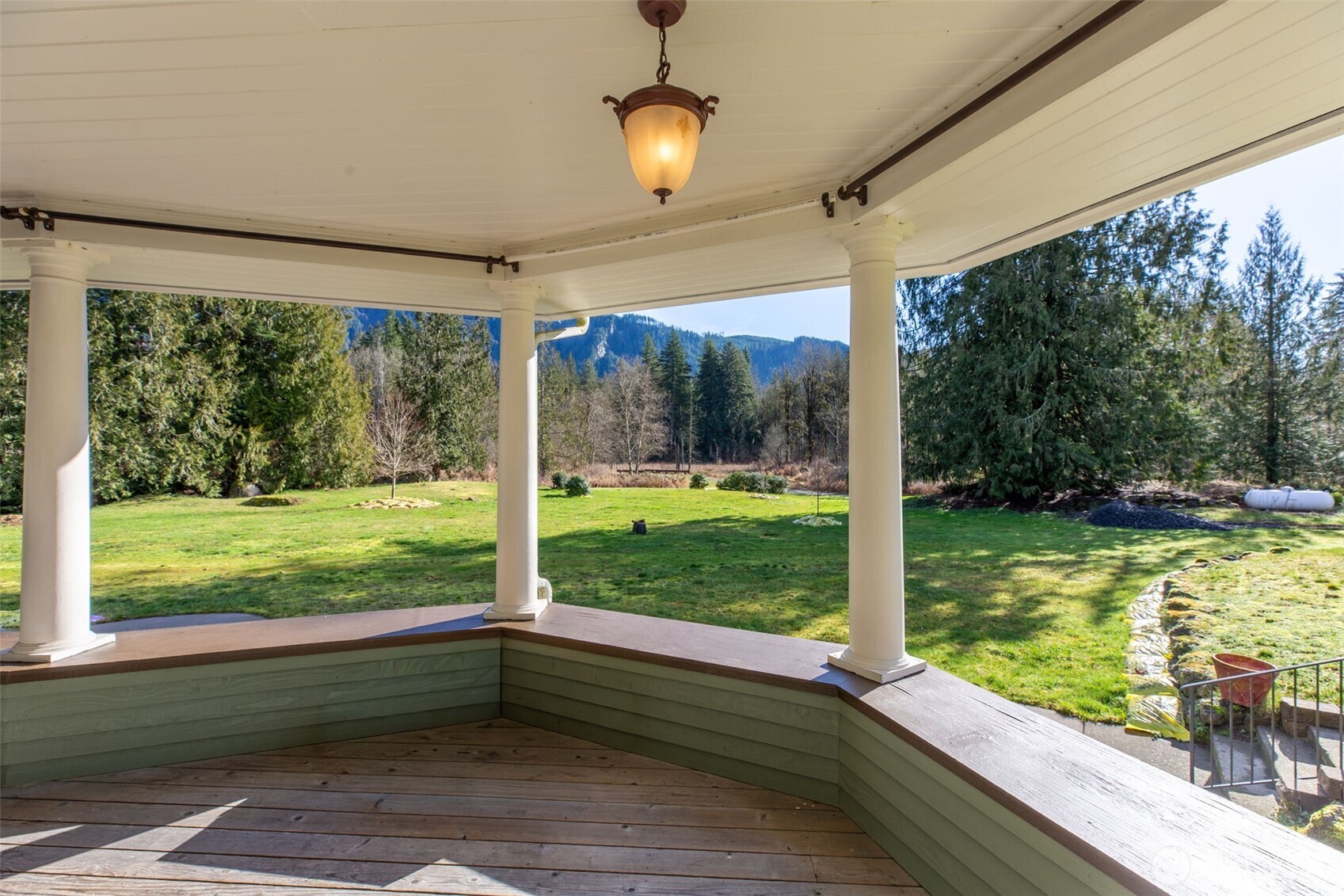 5566 Williams Lake Road Deming, WA 98244 - Photo 6 of 18