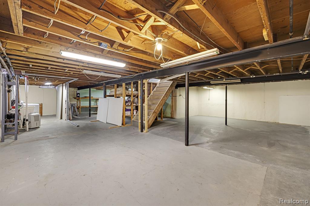 41330 Cherry Hill Road Canton, MI 48187 - Photo 25 of 36 Gallery Image 25