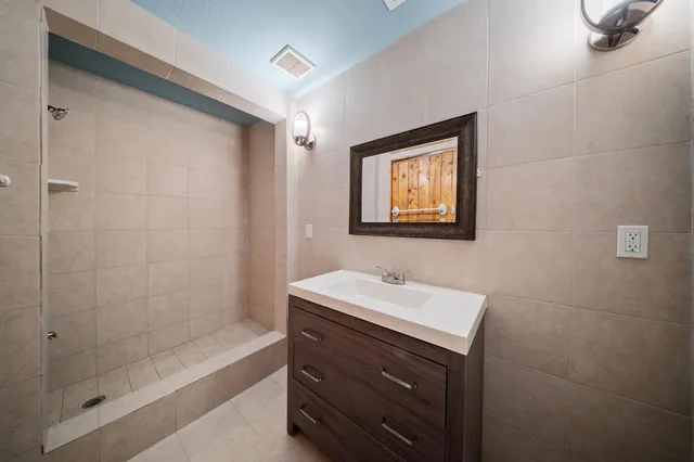 $590,000 | 250 Northwest 98th Street, Okeechobee, FL 34972