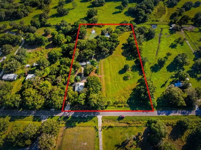 $590,000 | 250 Northwest 98th Street, Okeechobee, FL 34972