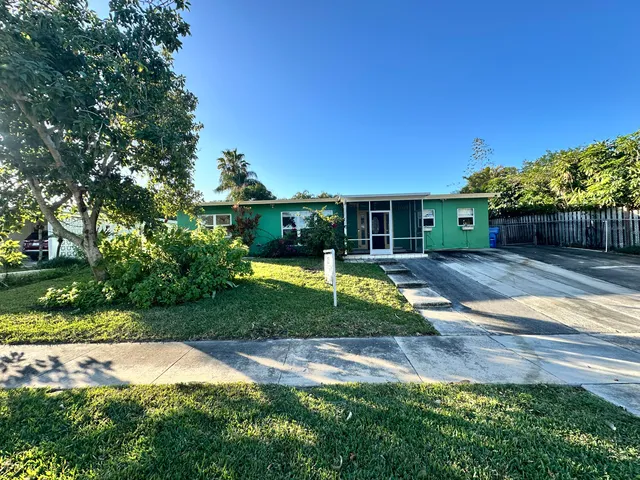 $499,999 | 1014 West Broward Street, Lantana, FL 33462