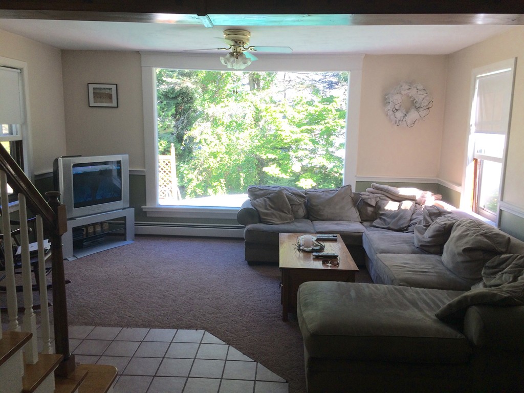18 Rockaway Road Auburn, MA 01501 - Photo 3 of 10 Gallery Image 3
