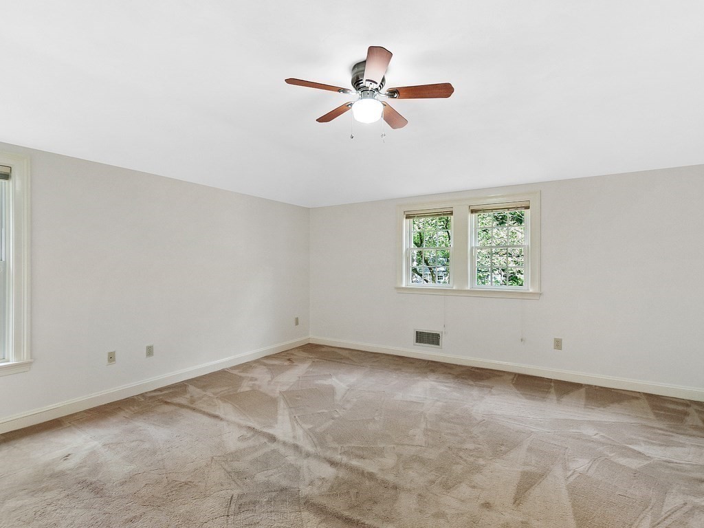 10 Craftsland Road Brookline, MA 02467 - Photo 17 of 31