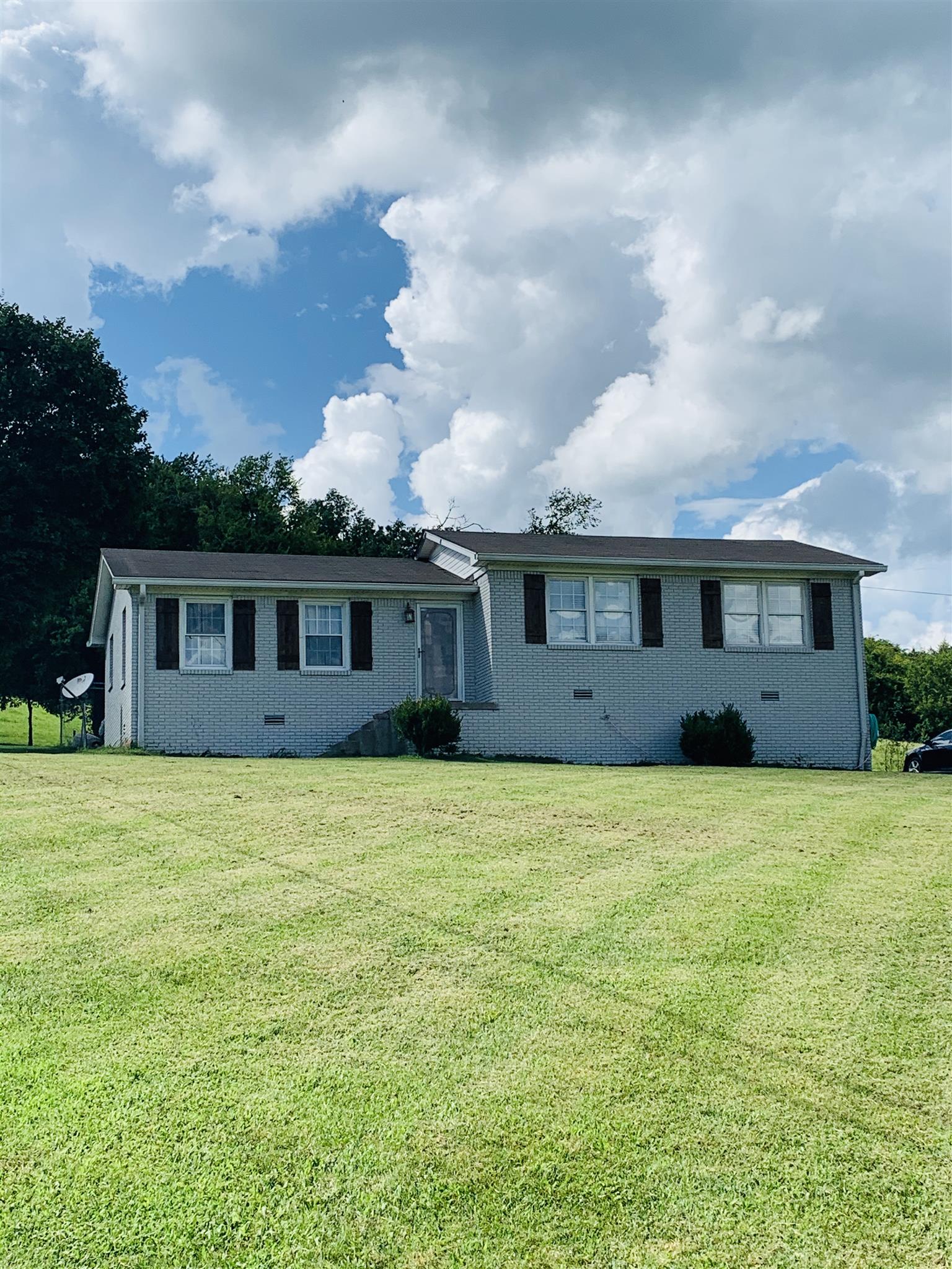 152 Sykes Road Brush Creek, TN 38547 - Photo 1 of 11 Welcome Home to 152 Sykes Road Brush Creek, tN
