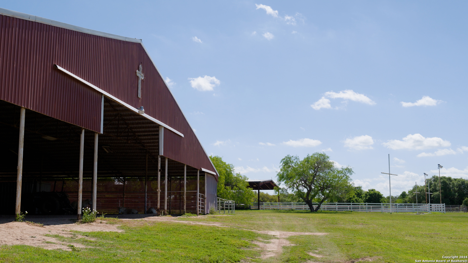 2595 Lower Mission Valley Road Victoria, TX 77905 - Photo 13 of 50