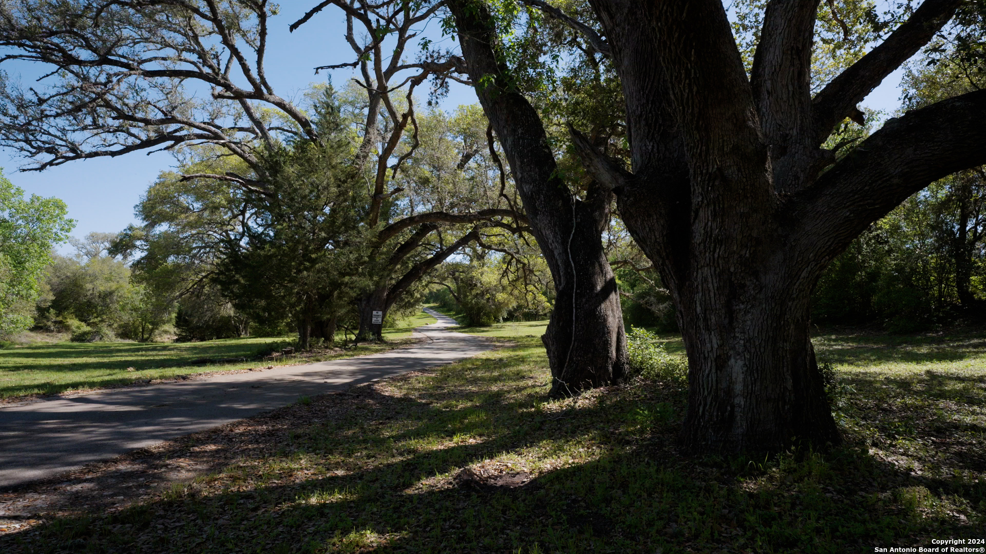 2595 Lower Mission Valley Road Victoria, TX 77905 - Photo 20 of 50