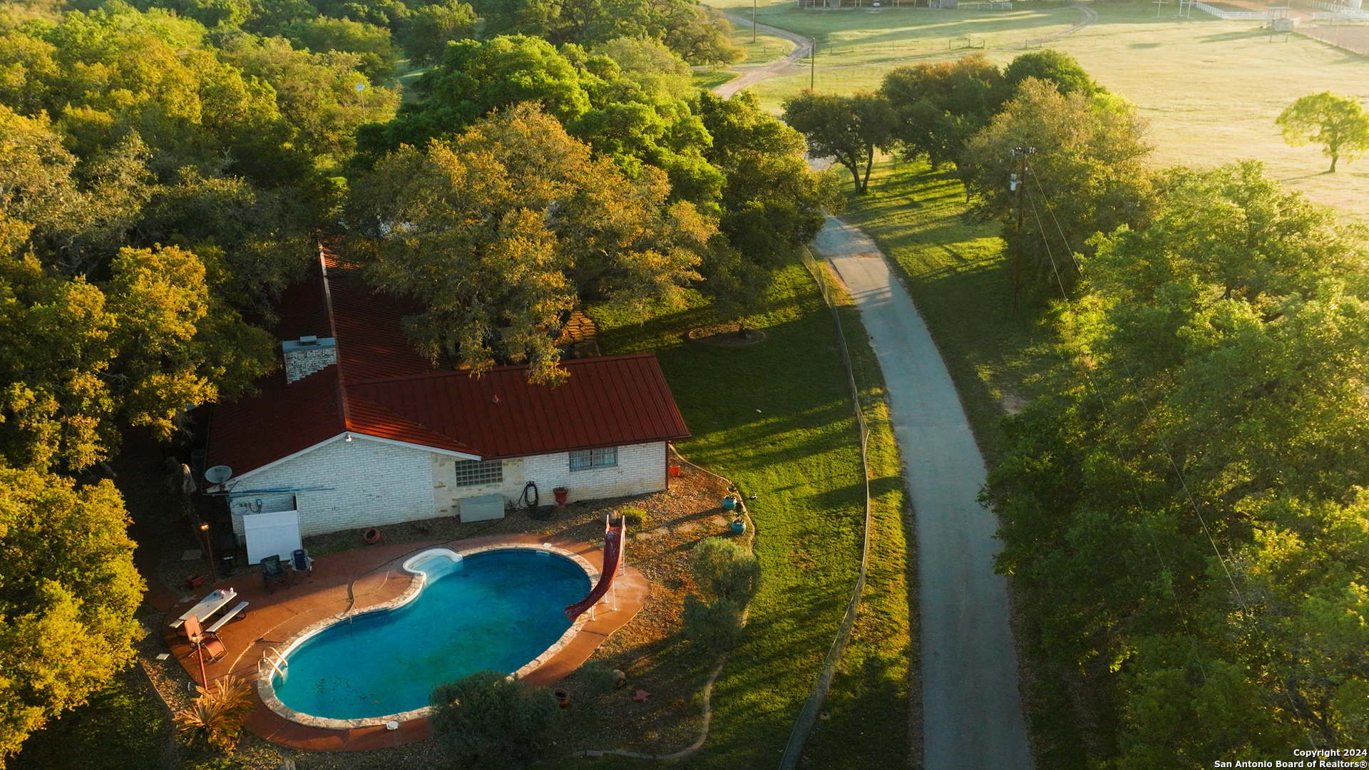 2595 Lower Mission Valley Road Victoria, TX 77905 - Photo 24 of 50