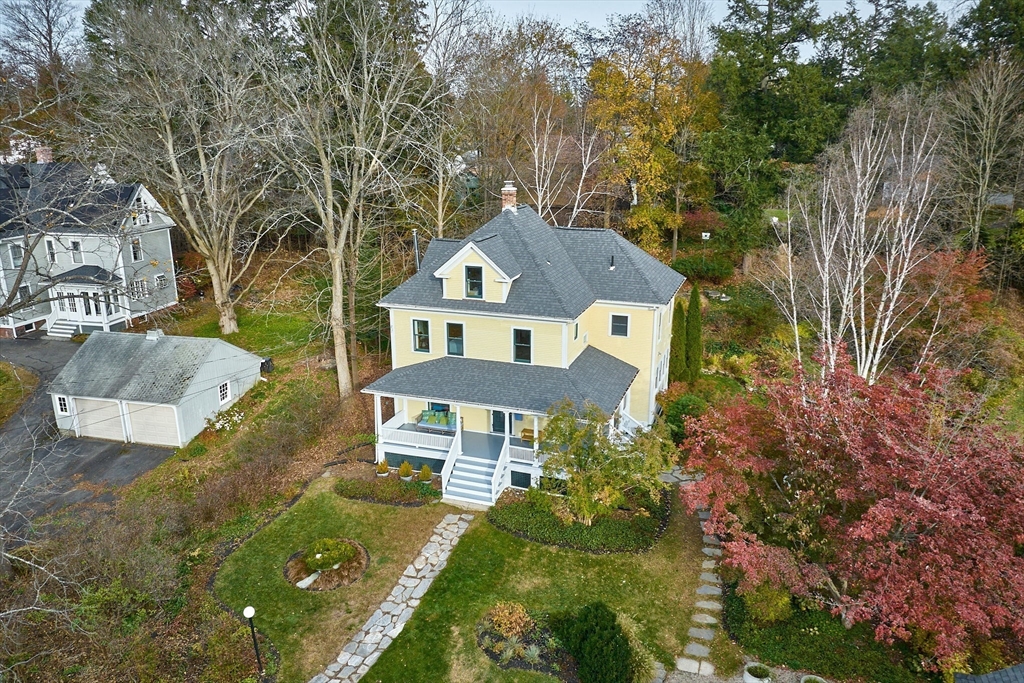 16 South Sunset Avenue Amherst, MA 01002 - Photo 2 of 42 a front view of a house with a yard