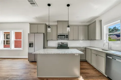 $625,000 | 1606 College Avenue, Fort Worth, TX 76104