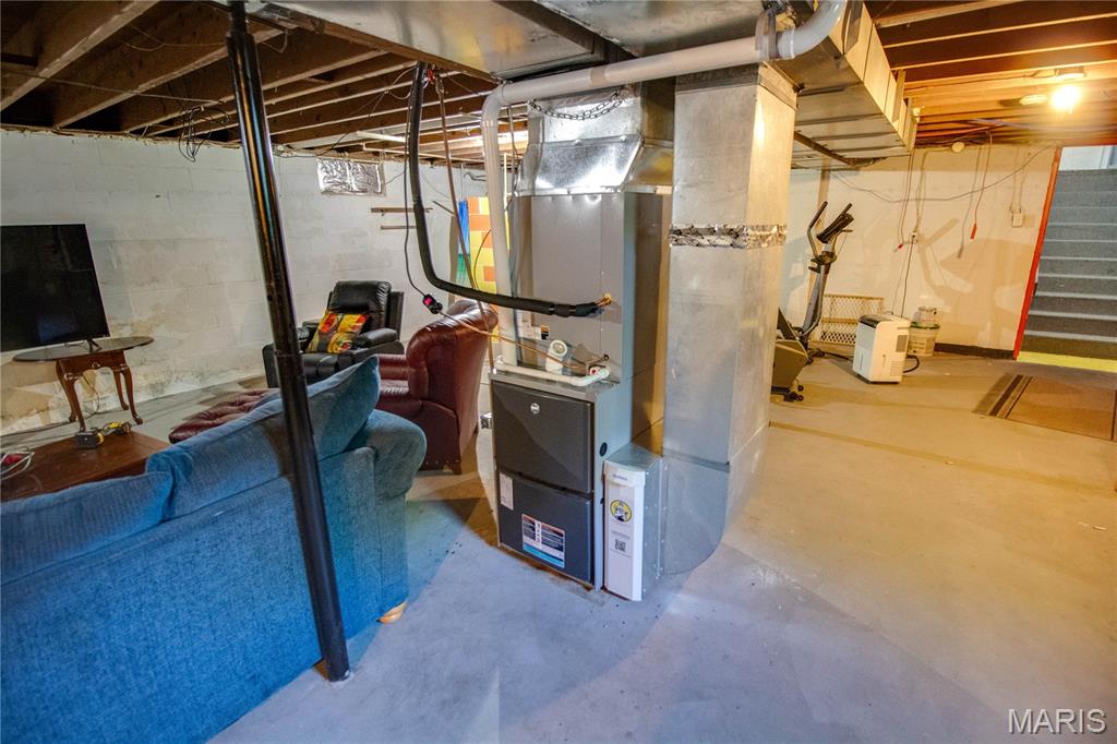 117 South Hamilton Street Otterville, IL 62052 - Photo 28 of 37