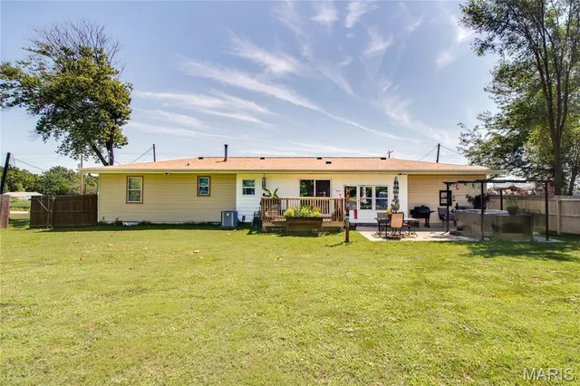 $171,900 | 117 South Hamilton Street, Otterville, IL 62052