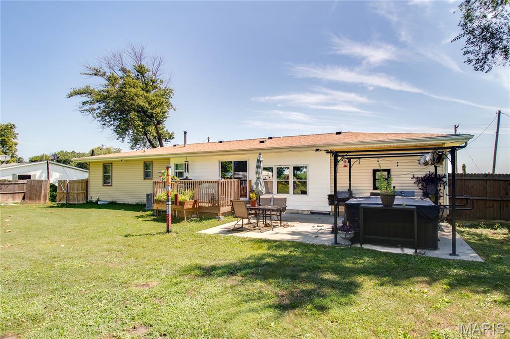 117 South Hamilton Street Otterville, IL 62052 - Photo 33 of 37