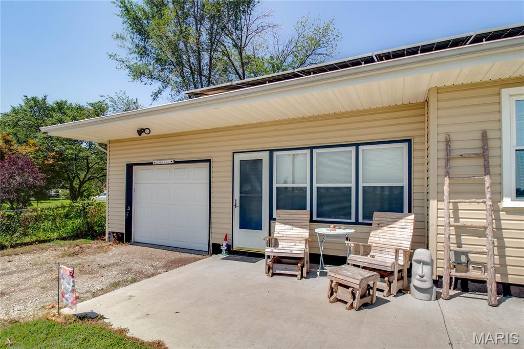 117 South Hamilton Street Otterville, IL 62052 - Photo 4 of 37