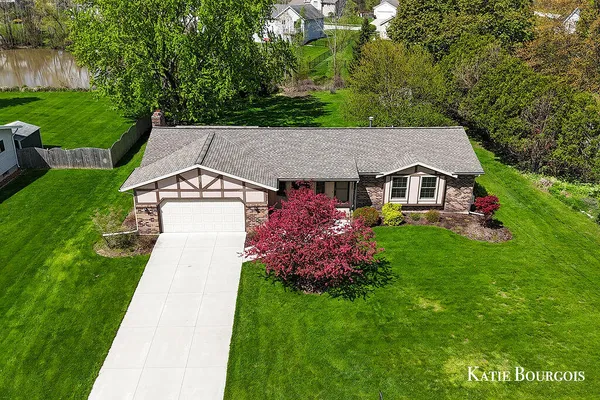 $350,000 | 961 Maplerow Avenue Northwest, Grand Rapids, MI 49534