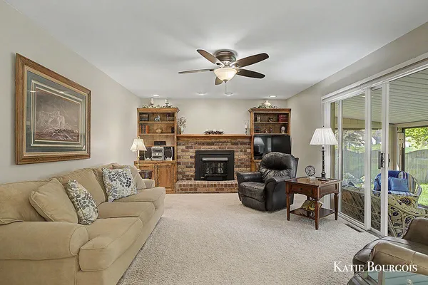 $350,000 | 961 Maplerow Avenue Northwest, Grand Rapids, MI 49534