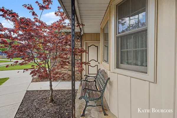 $350,000 | 961 Maplerow Avenue Northwest, Grand Rapids, MI 49534