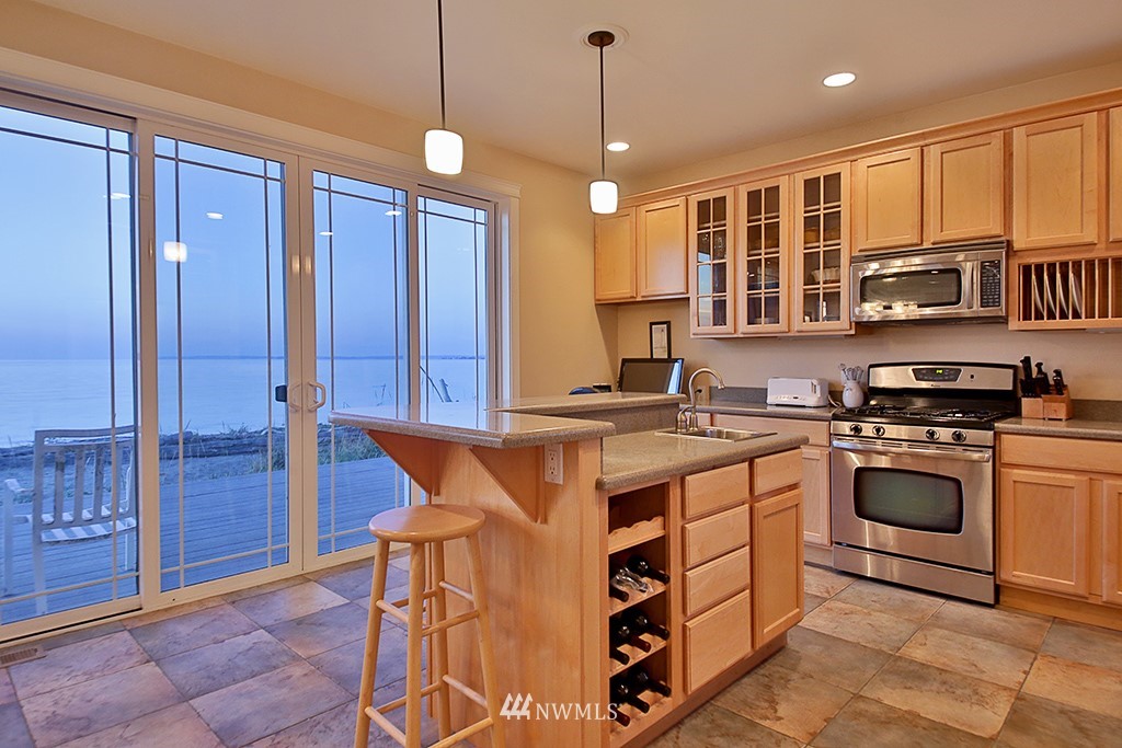 201 East Sandpiper Road Freeland, WA 98249 - Photo 12 of 25 Gallery Image 12