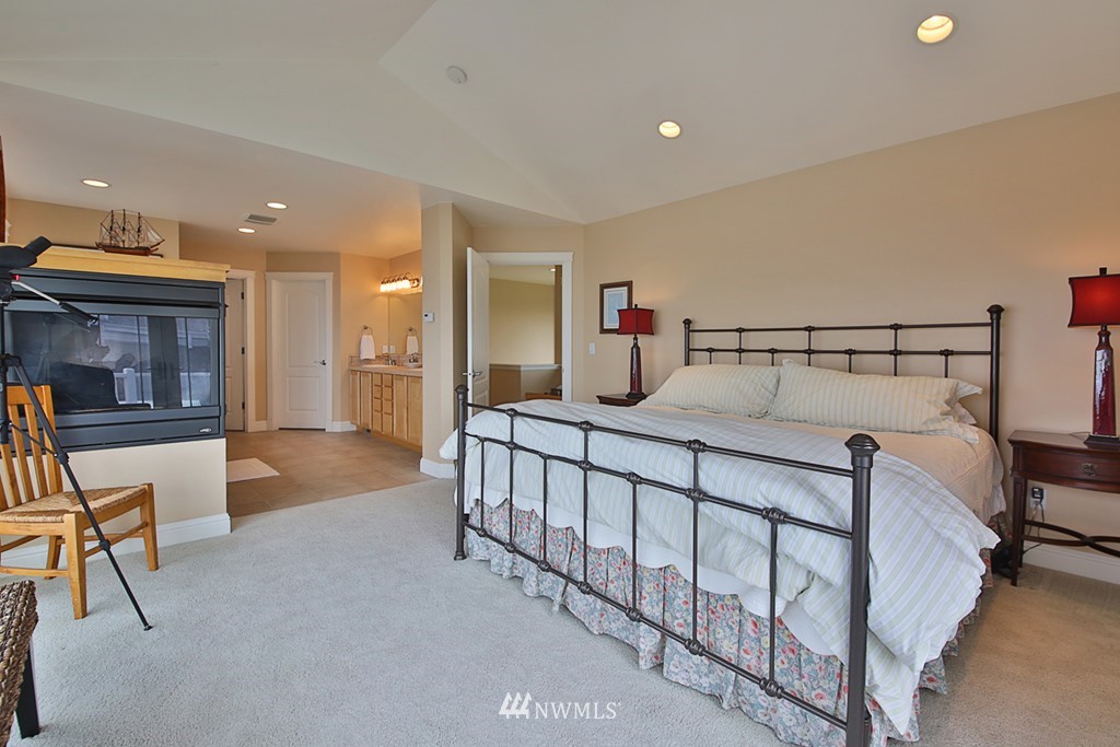 201 East Sandpiper Road Freeland, WA 98249 - Photo 18 of 25 Gallery Image 18