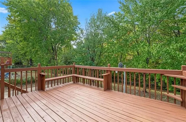 $343,950 | 7640 Northwest Milrey Drive, Kansas City, MO 64152