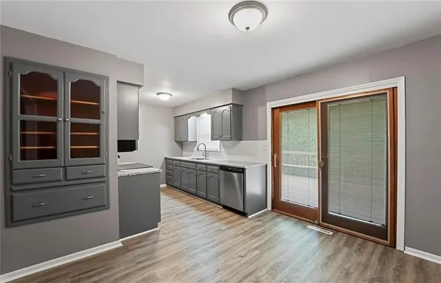 $343,950 | 7640 Northwest Milrey Drive, Kansas City, MO 64152