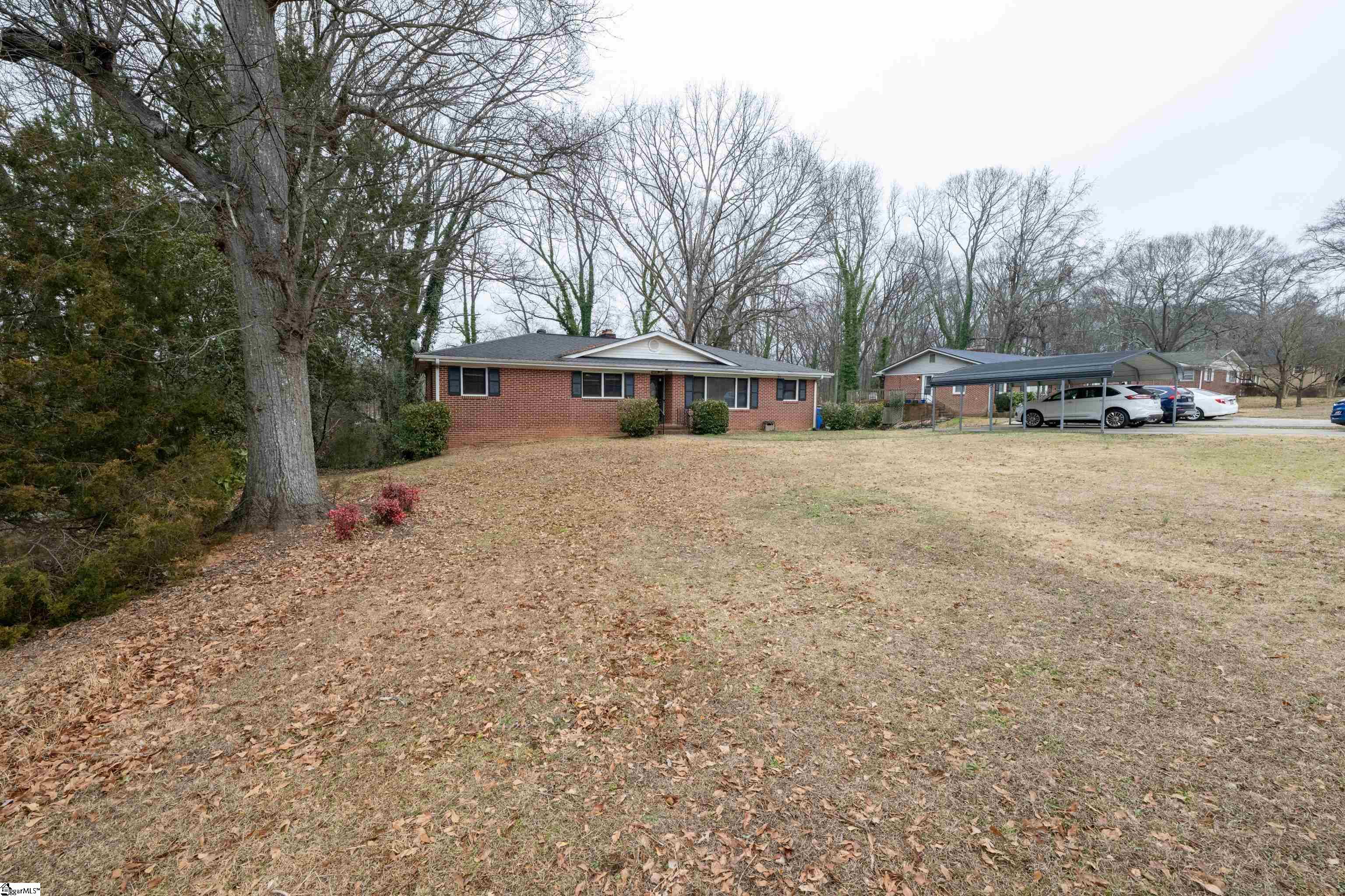 702 Central Avenue Mauldin, SC 29662 - Photo 3 of 50