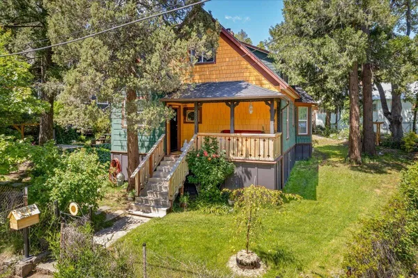 $319,000 | 4201 Wood Street, Dunsmuir, CA 96025