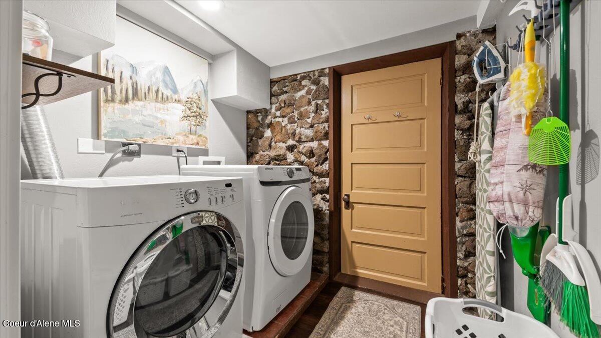 300 Prospect Avenue Harrison, ID 83833 - Photo 40 of 50 Lower Level Laundry