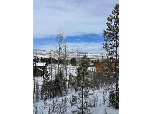 $195,000 | 114 Mustang Trail, Grand Lake, CO 80447