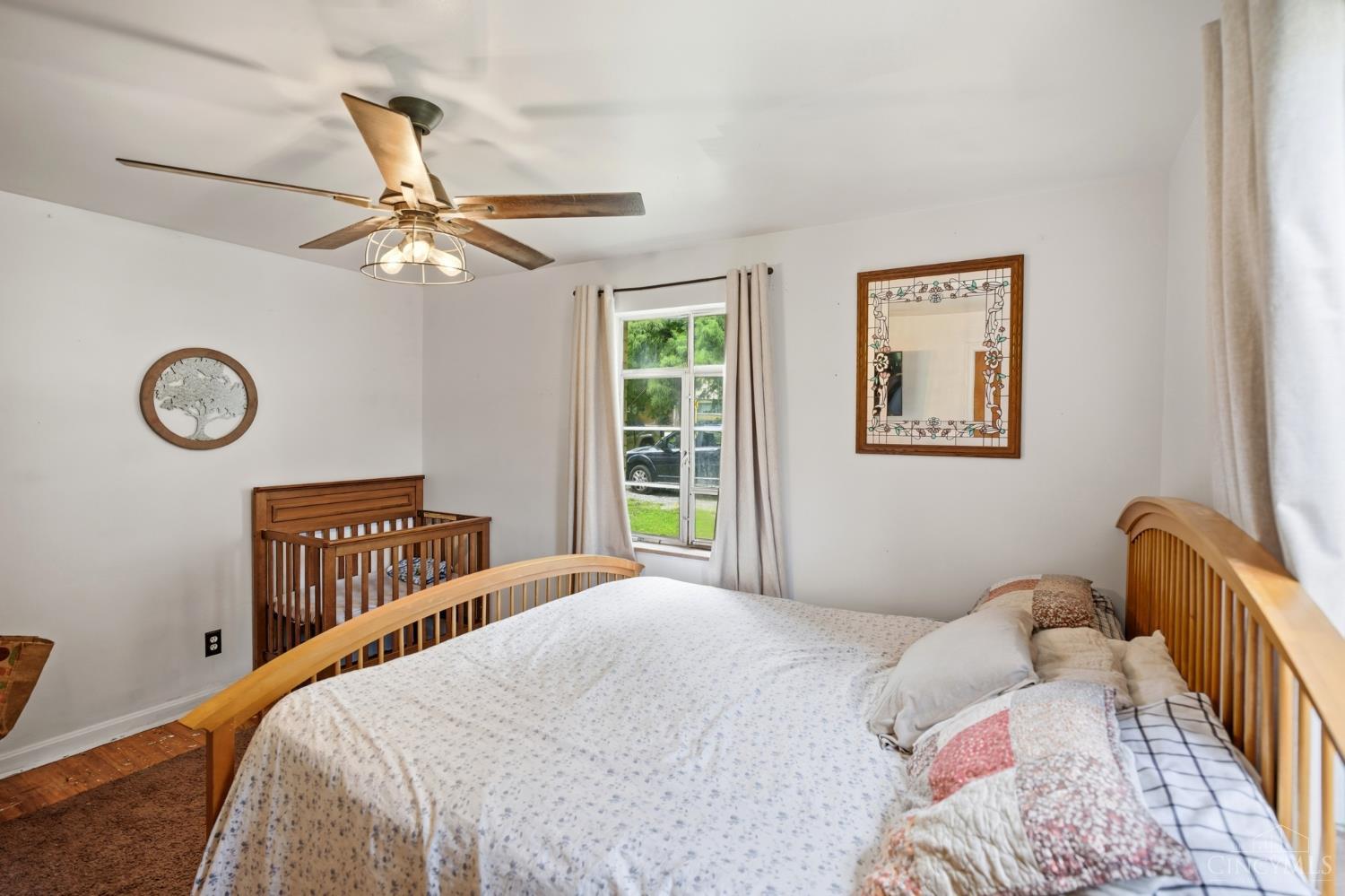 6027 Springdale Road Cincinnati, OH 45247 - Photo 13 of 25