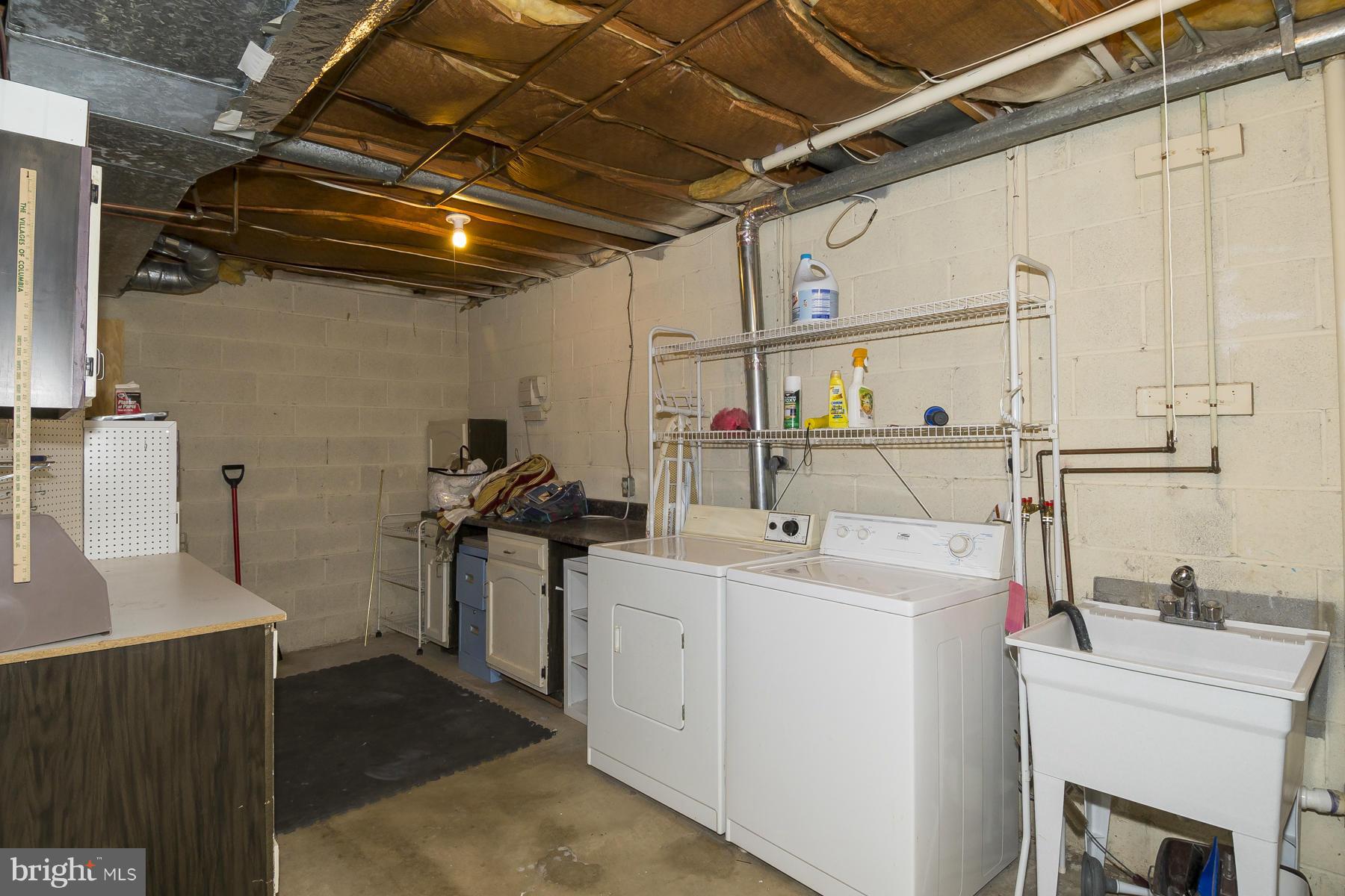 5611 Vantage Point Road Columbia, MD 21044 - Photo 22 of 28 Full size washer, dryer, stand sink, workshop