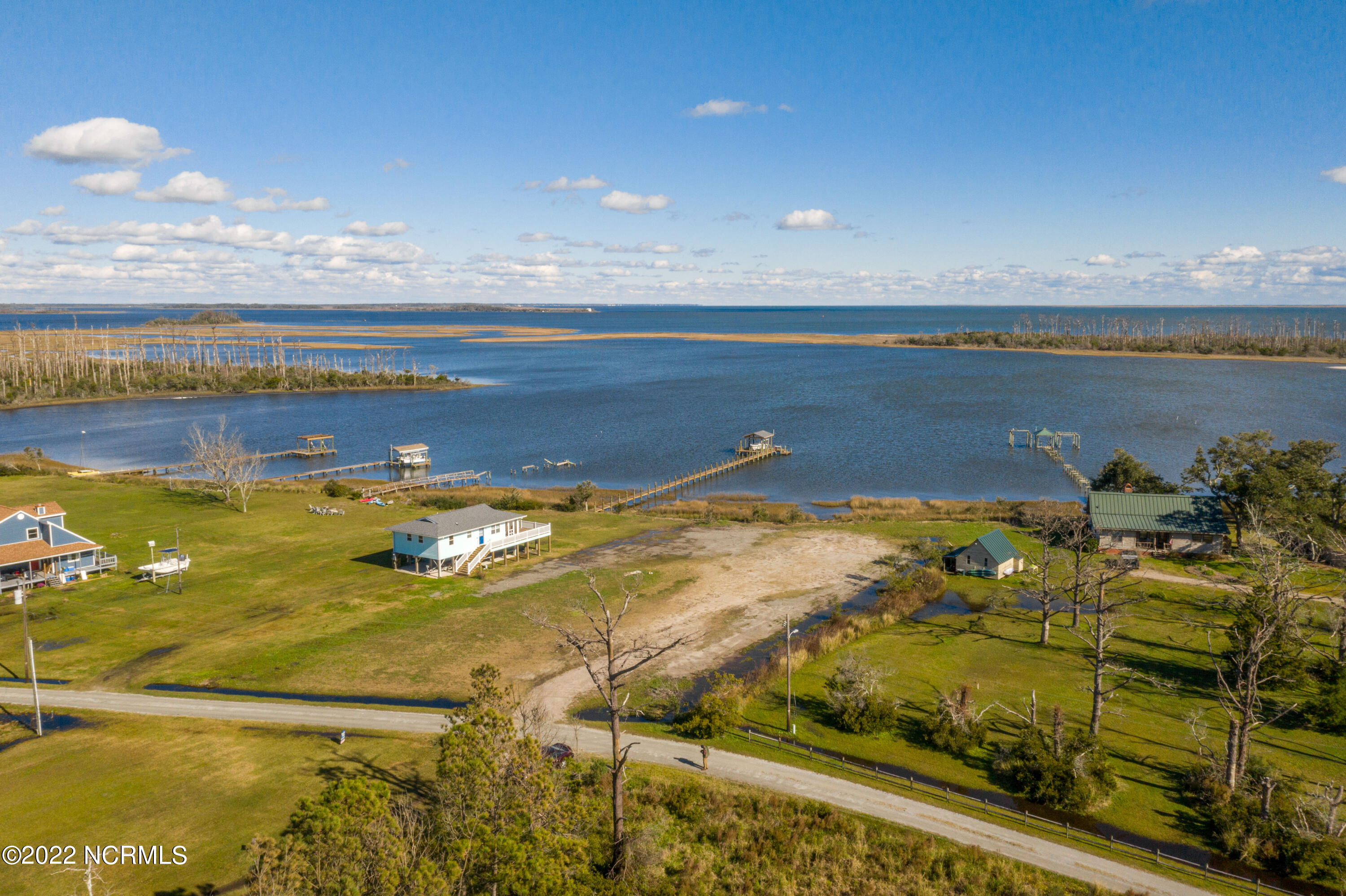 140 Taylor Road Marshallberg, NC 28553 - Photo 11 of 16 140 Taylor Road