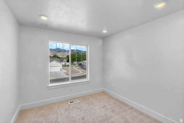 511 South Rivergate Drive Logan, UT 84321 - Photo 14 of 29