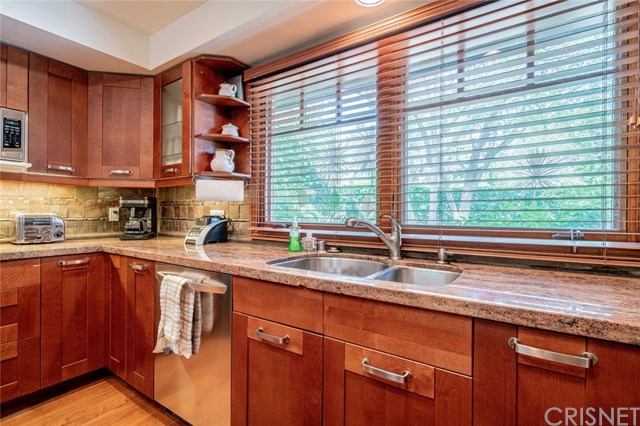 21 Hackamore Lane Bell Canyon, CA 91307 - Photo 10 of 40