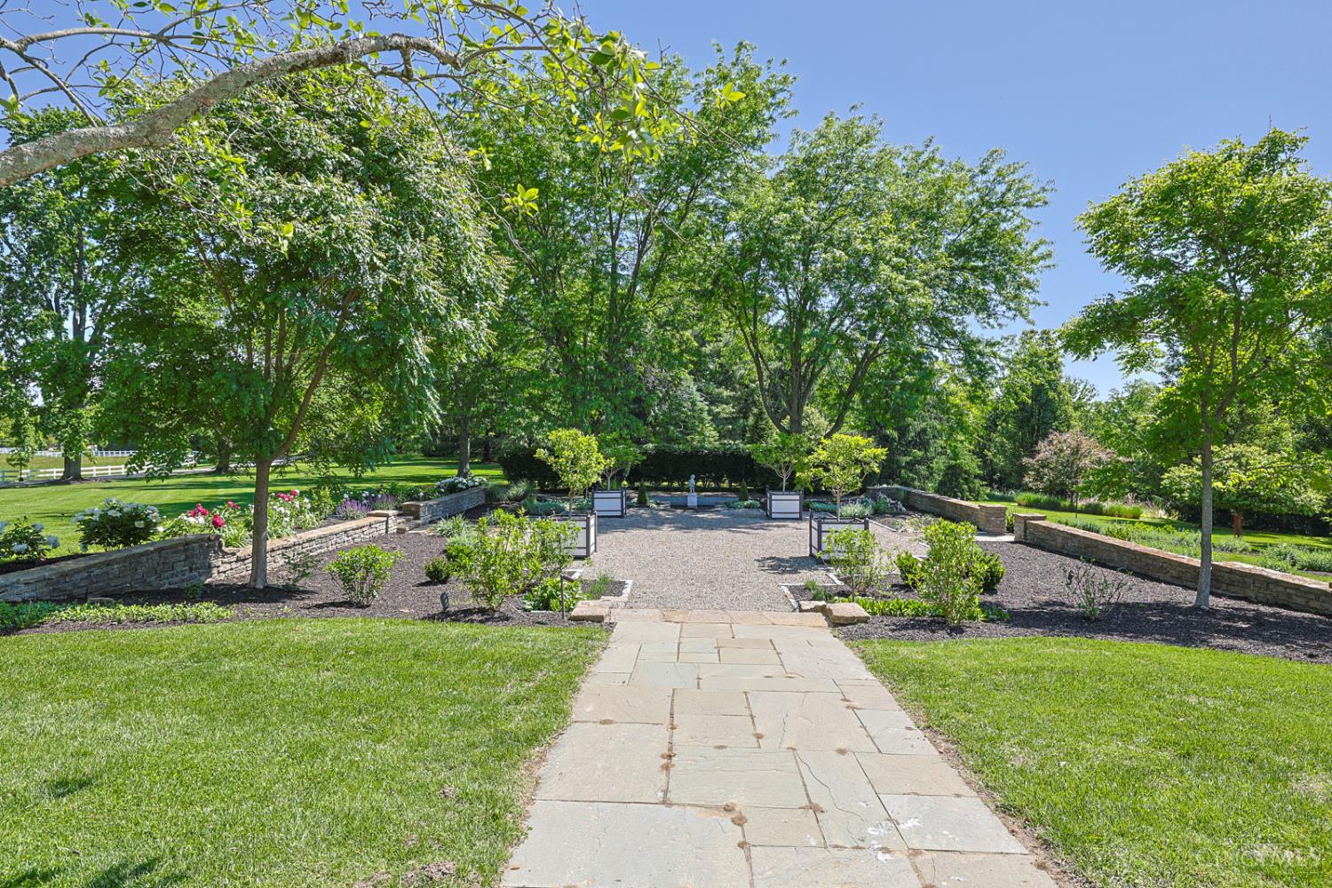 9675 Cunningham Road Cincinnati, OH 45243 - Photo 78 of 99