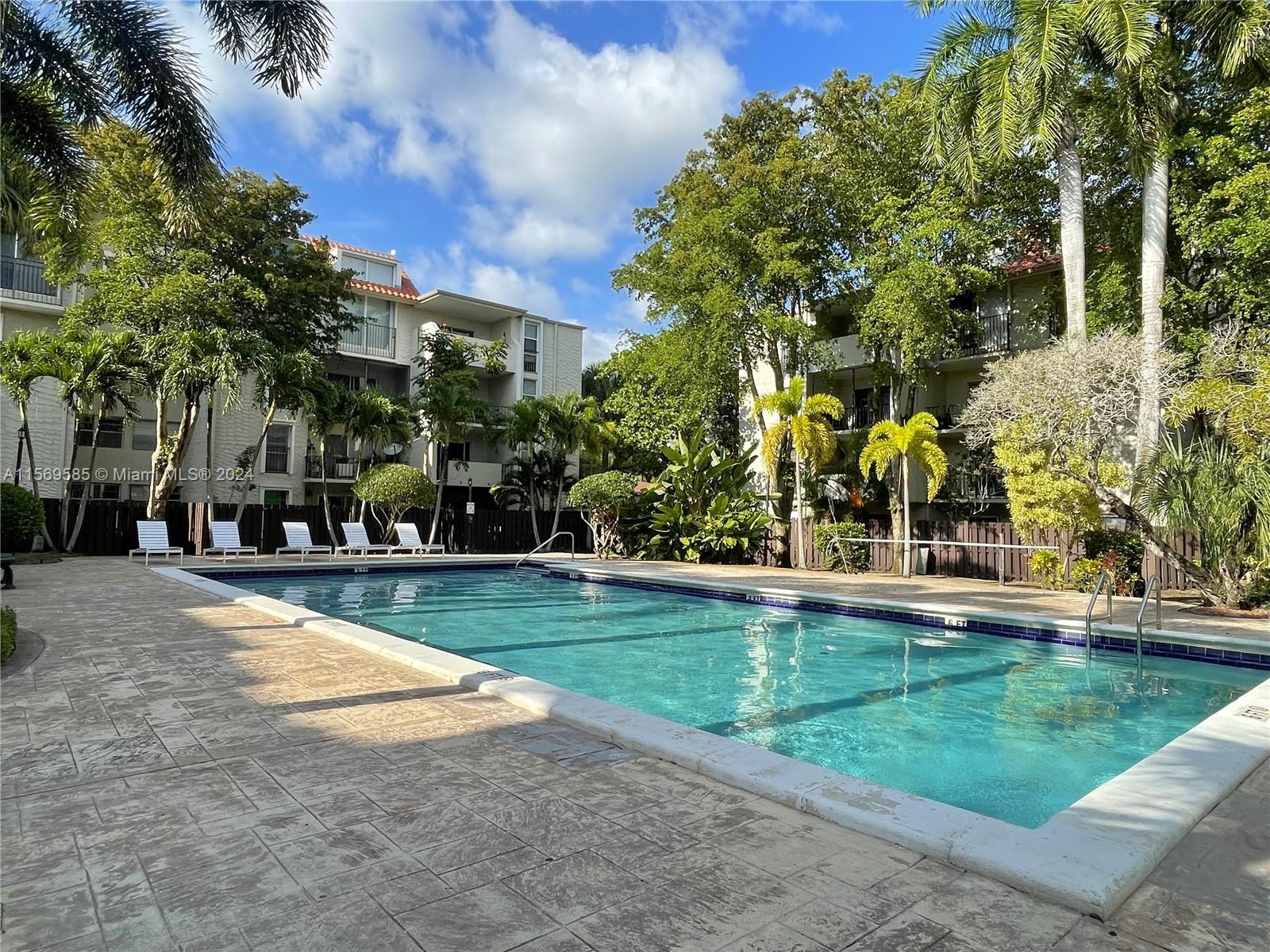 6900 North Kendall Dr Unit A107