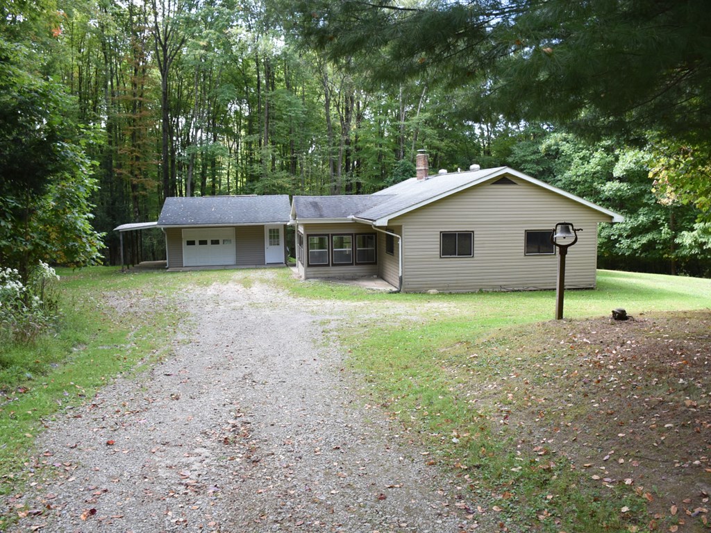 16659 South Mead Road Saegertown, PA 16433 - Photo 2 of 37