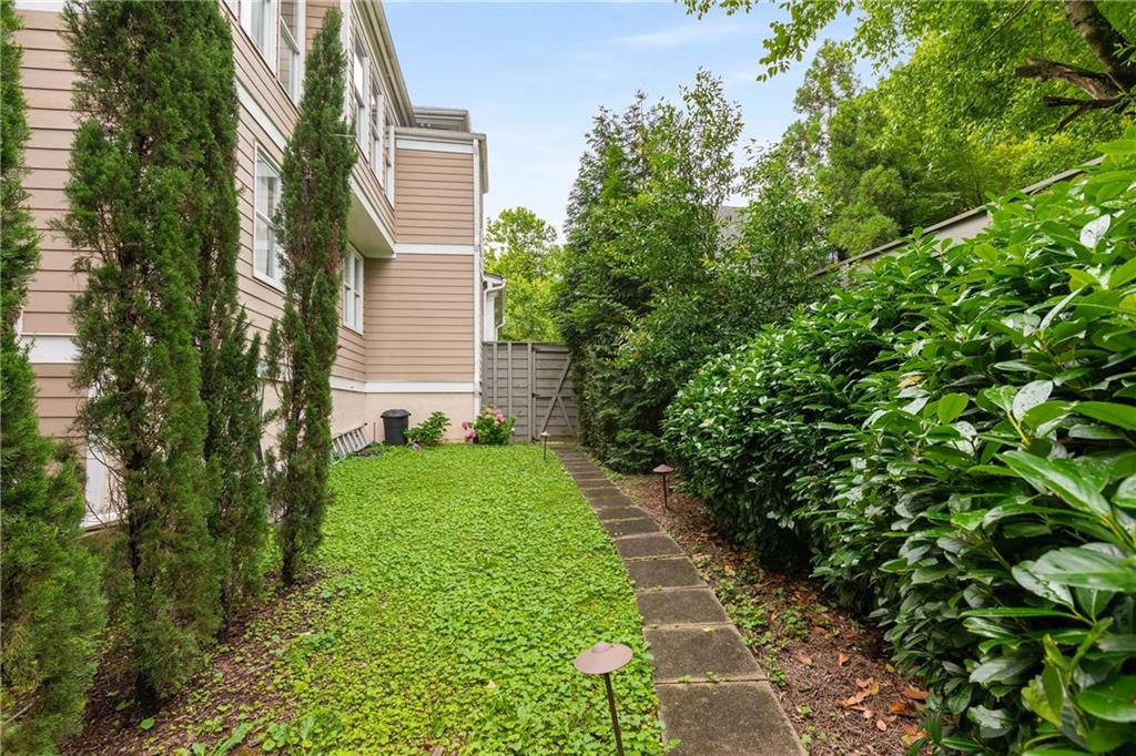 911 Monroe Circle Northeast Atlanta, GA 30308 - Photo 56 of 86 a view of a back yard