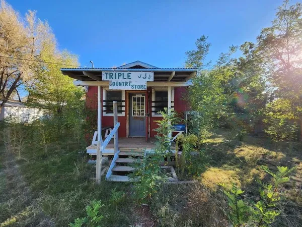 $179,449 | 108 East 9th Street, Channing, TX 79018
