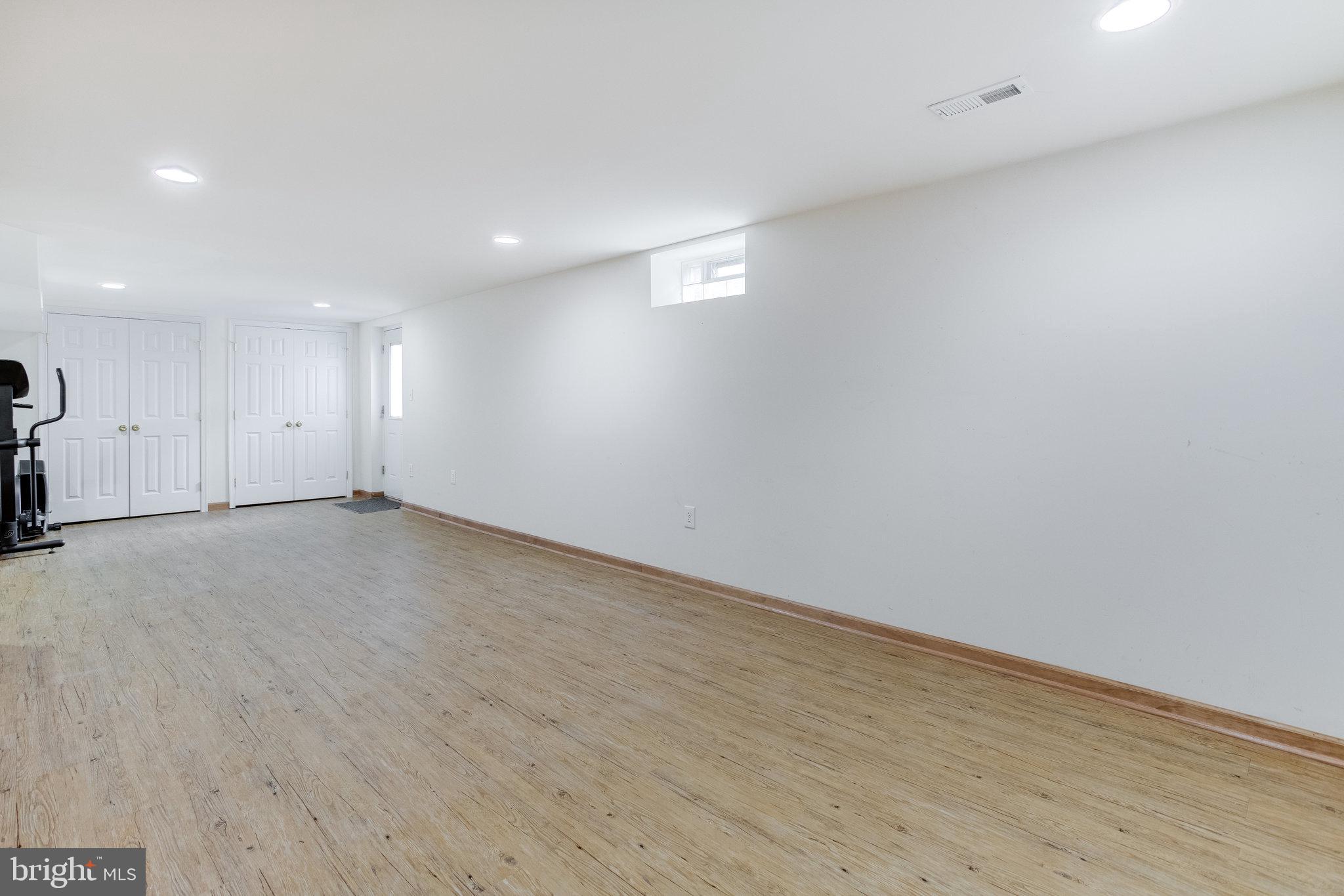 9105 Whitehall Road Ellicott City, MD 21042 - Photo 32 of 48 Gallery Image 32