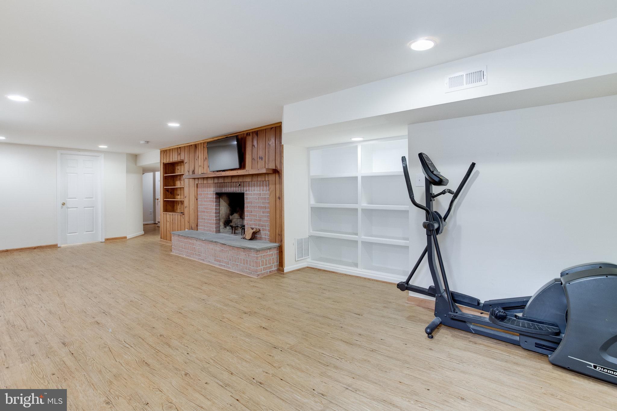 9105 Whitehall Road Ellicott City, MD 21042 - Photo 33 of 48 Gallery Image 33